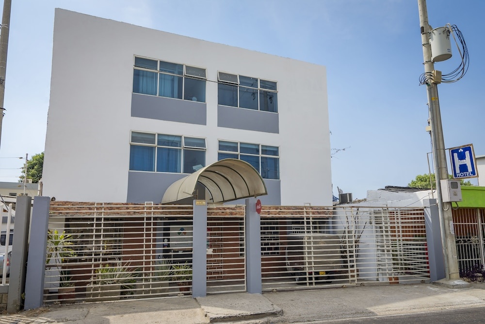 Hotel Puerto Vigia