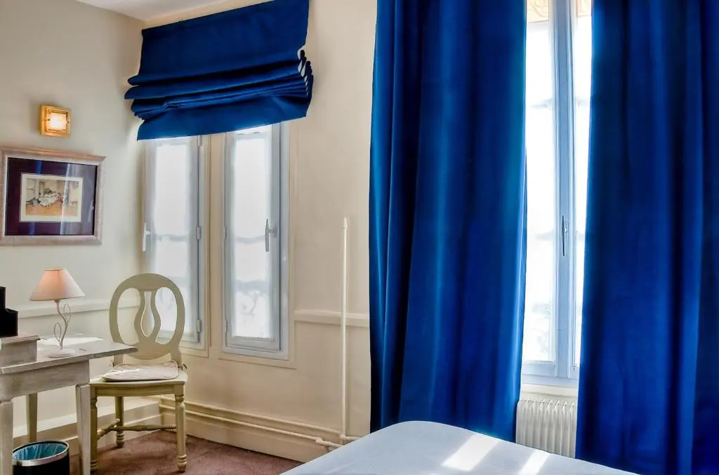 Hotel de La Motte Picquet 39