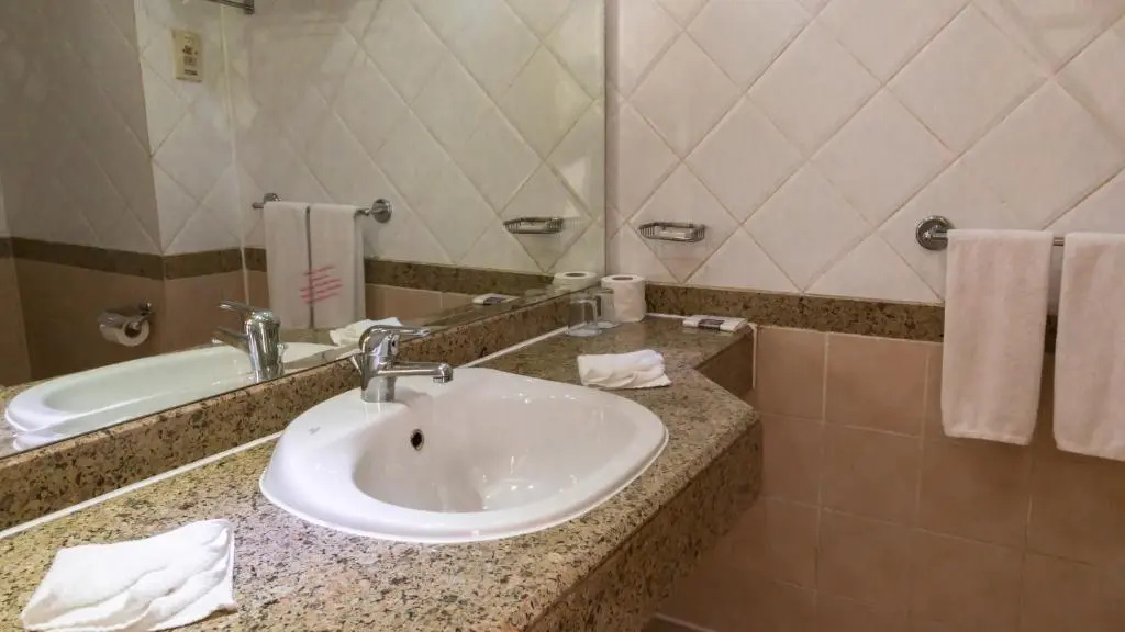 Invidia Coral Beach Tiran - Chambres