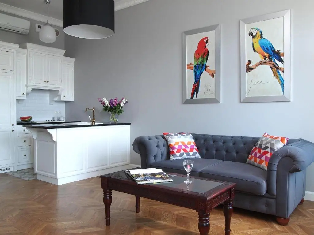 1 Bedroom Apartment