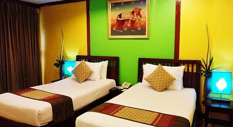 Boonsiri Place Hotel - Chambres