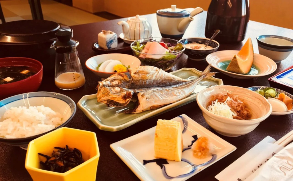 Food & Beverage