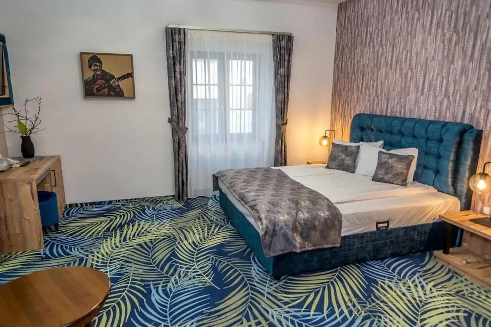 Superior Double room (full double bed)