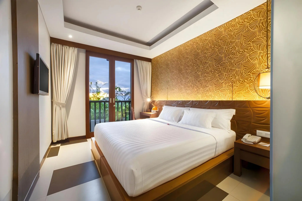 Отель Sun Island Hotel & Spa Legian в Бали
