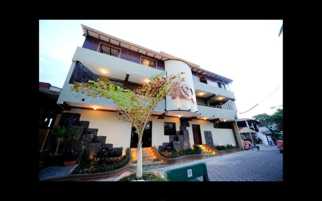 Ast Surf Hotel