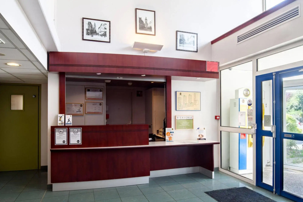 Voir la photo 2 — B&B HOTEL Douai Parc des Expos Cuincy
