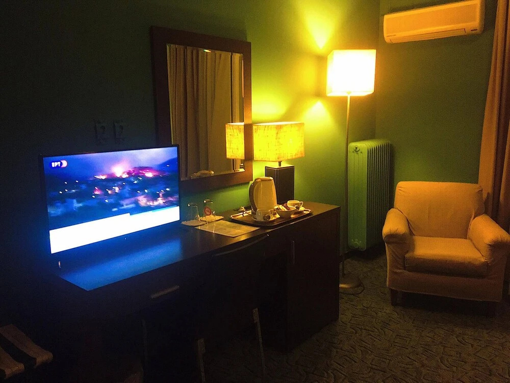 Lobby & Reception