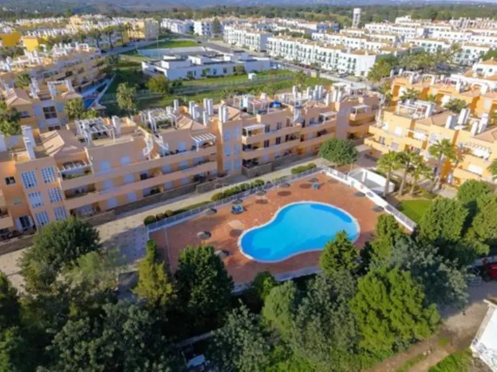 Terrace and Pool Royal Cabanas Golf 5