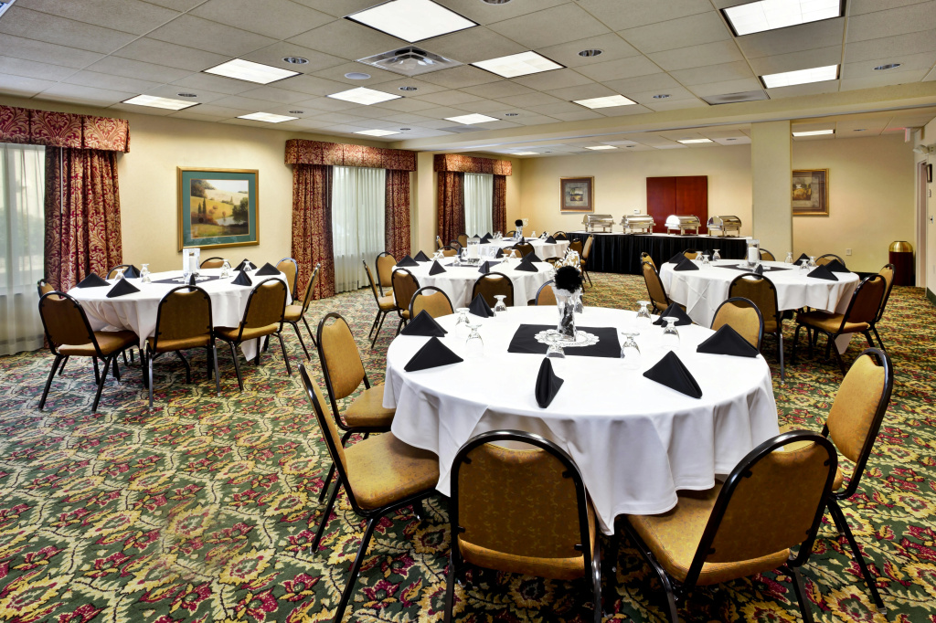 Holiday Inn & Suites Ann Arbor Univ Michigan Area by IHG - Général