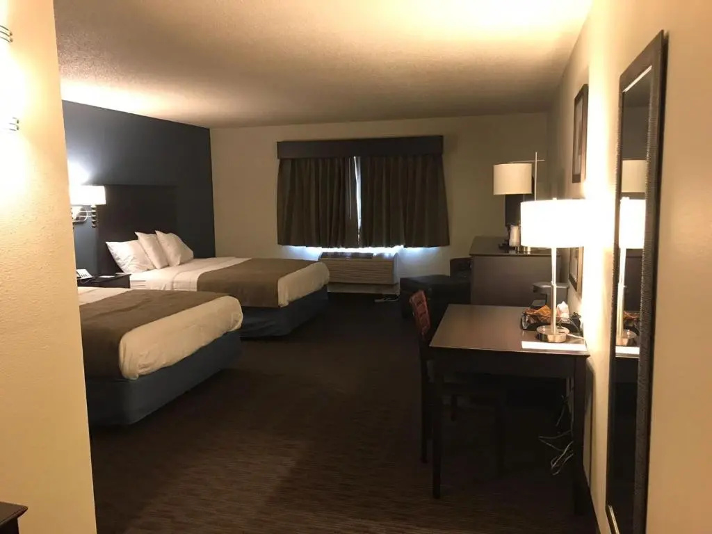 AmericInn by Wyndham Hotel and Suites Long Lake - Chambres