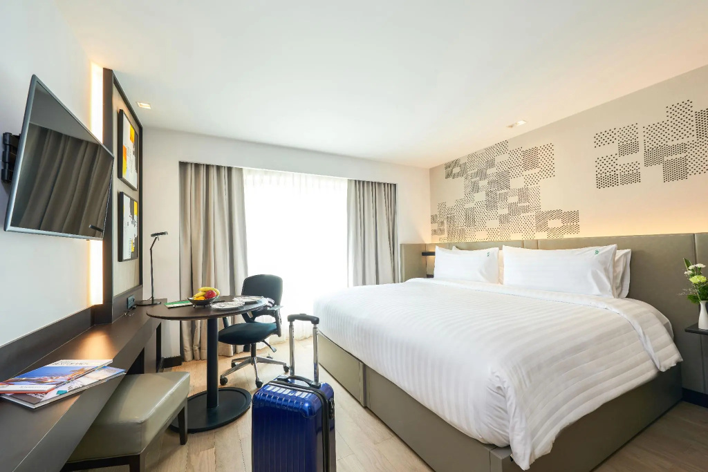 Premier room