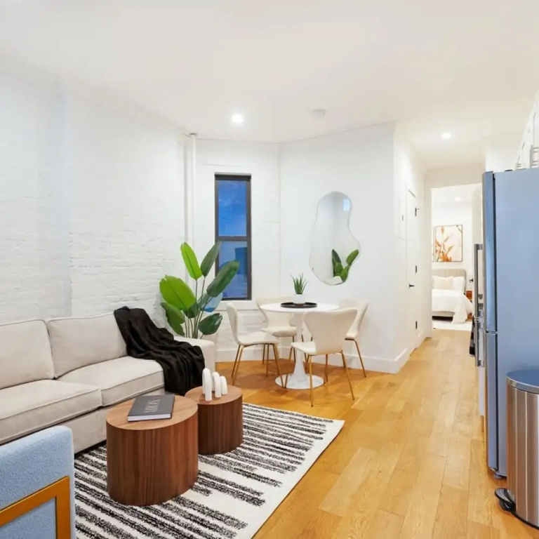 1290-8 New Renovated 2 Bedrooms in UES
