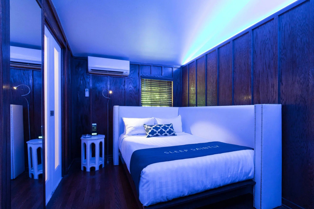 Economy Double room (full double bed)