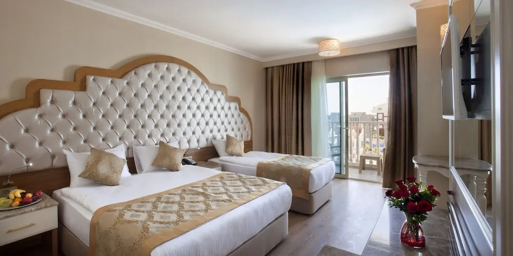 Terrace Triple room