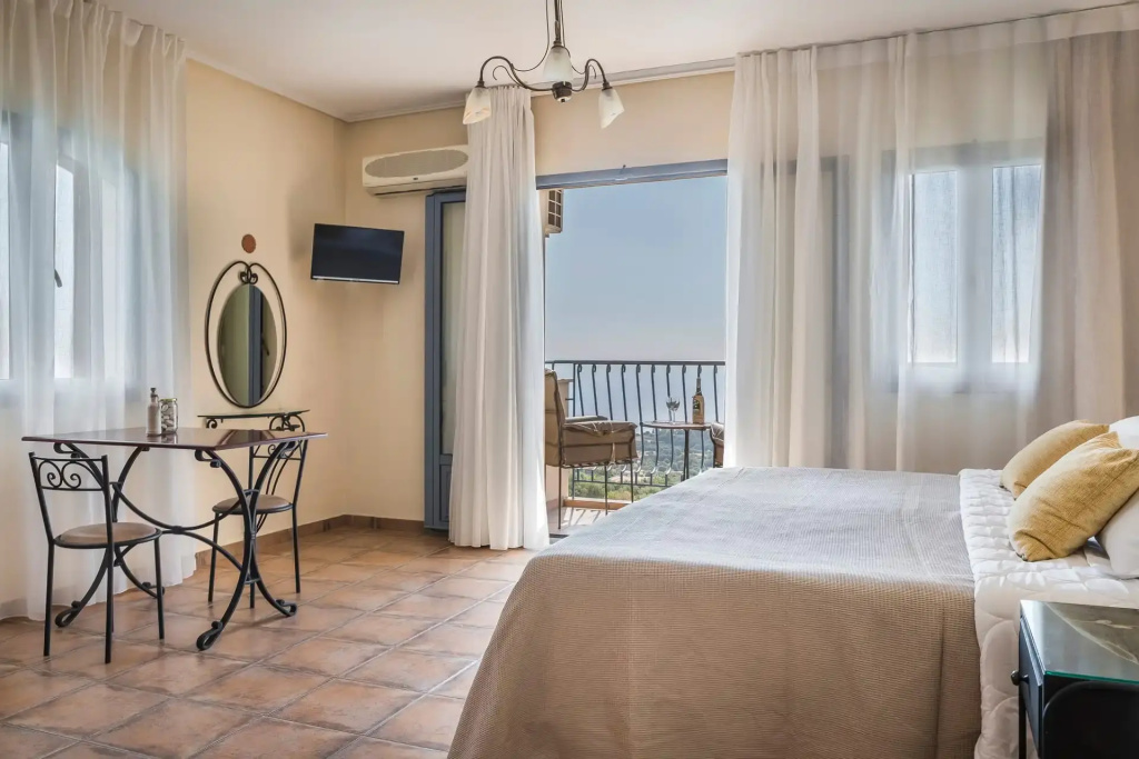 Standard room with sea view