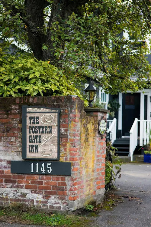 The Postern Gate Inn