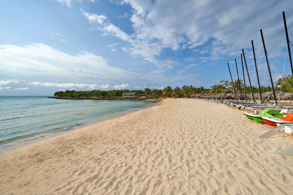 Beach & Waterfront