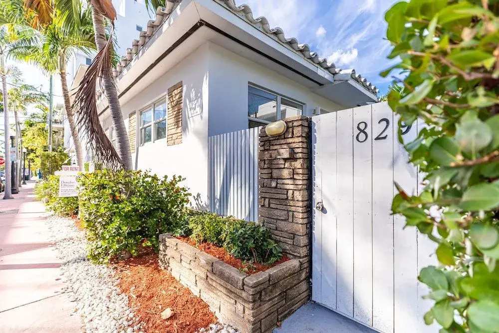 Hidden Gem in South of Fifth Retreat