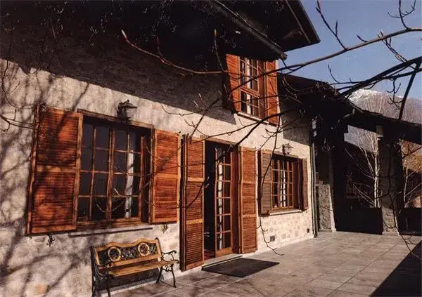 image url