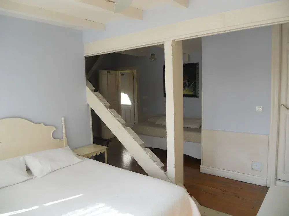 Superior Double room with balcony (full double bed)
