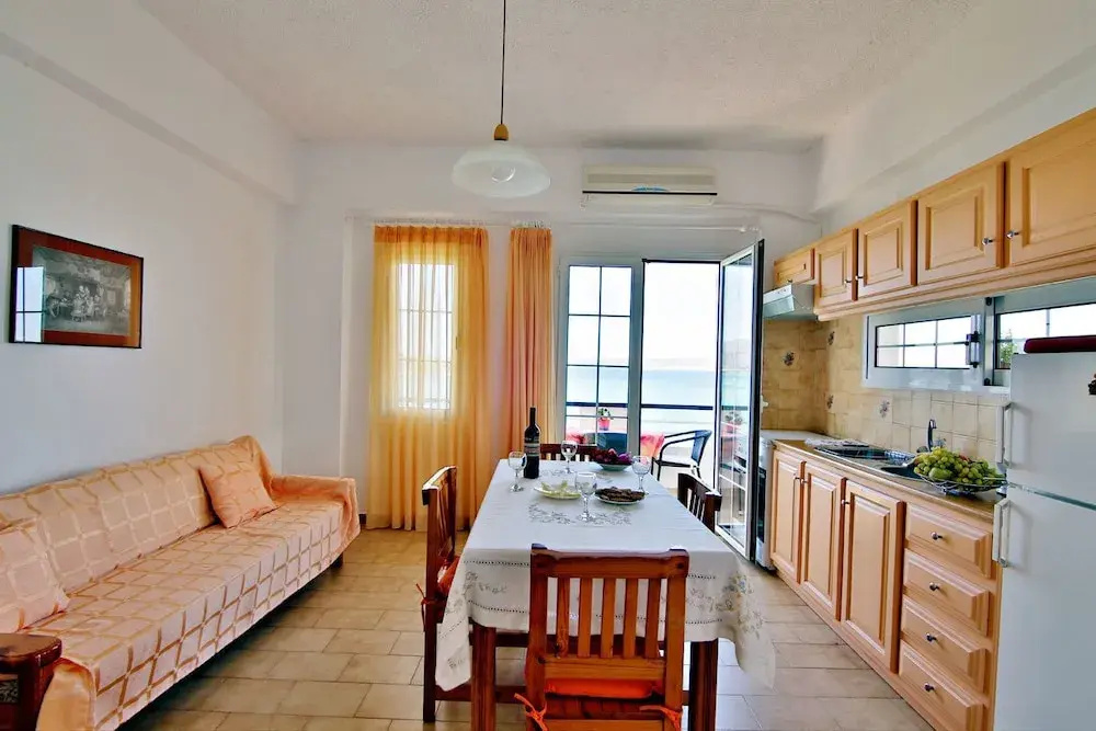 2 Bedrooms Apartment with balcony