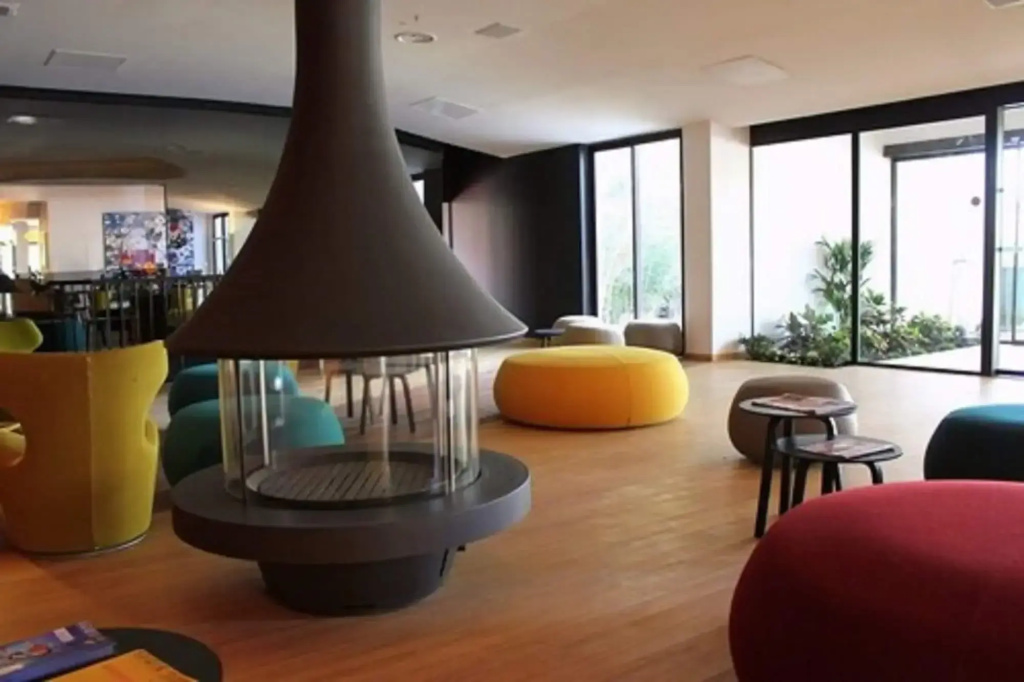 C Suites - Général