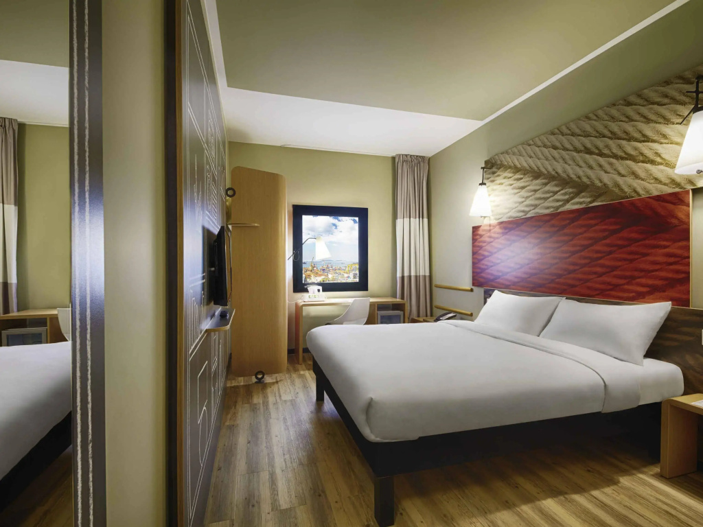 Ibis Istanbul Tuzla Hotel — фото