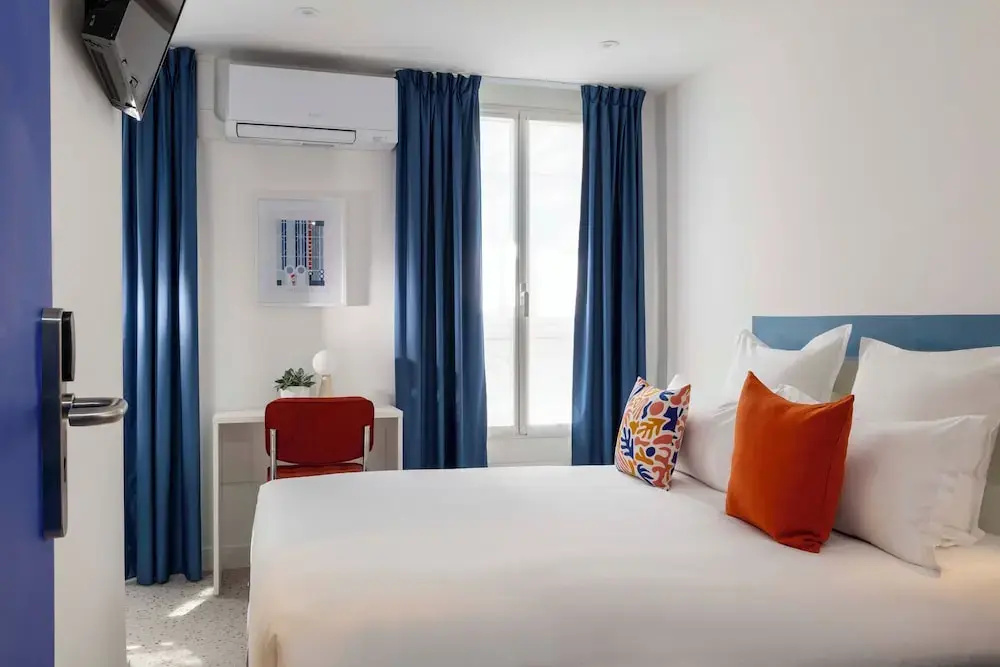 Classic room