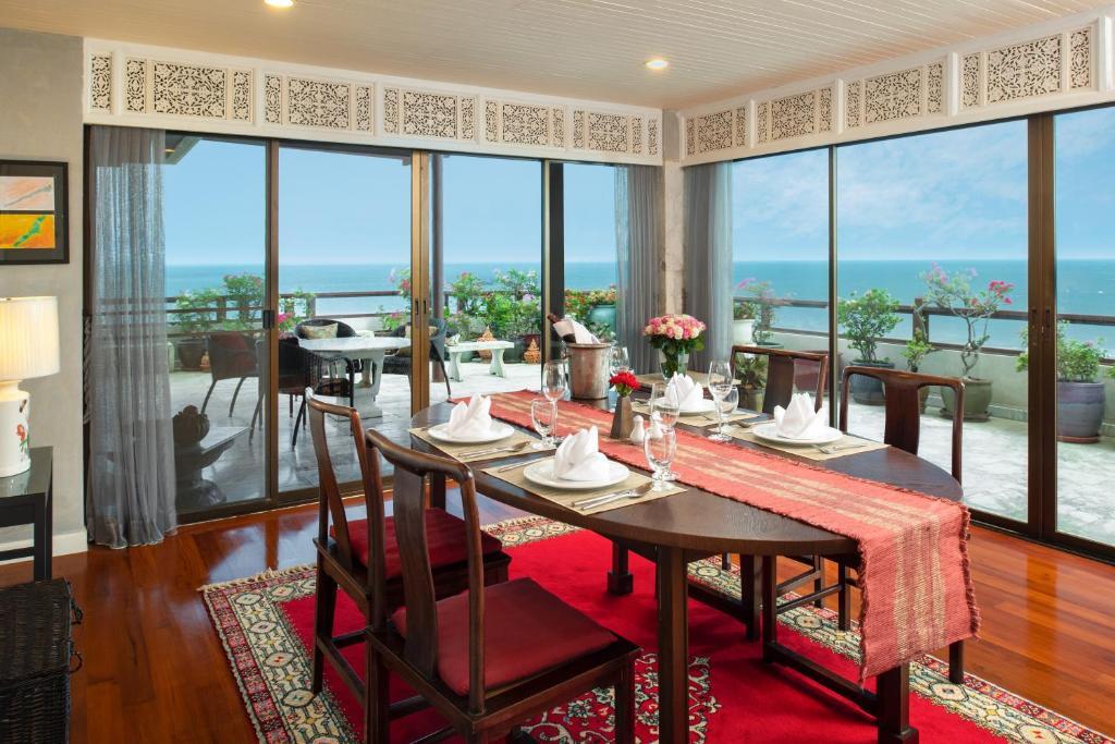 Апартаменты с 3 комнатами с видом на море в Anantara Hua Hin Resort