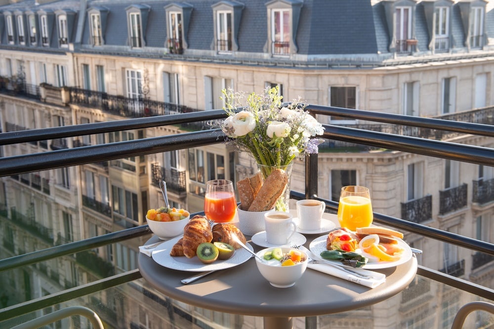 Hotel Yllen Eiffel 123