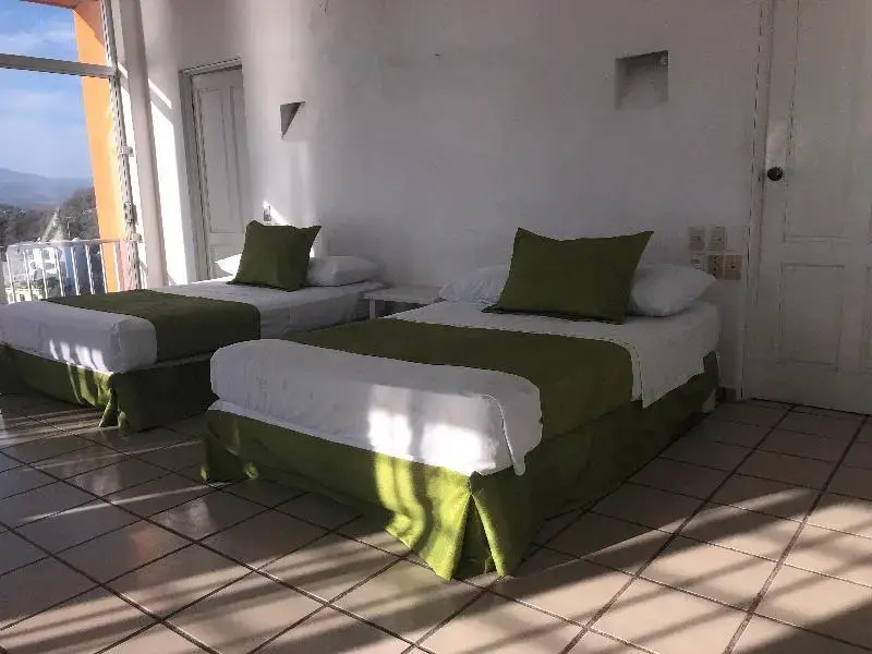 Deluxe Double room with ocean view (full double bed)