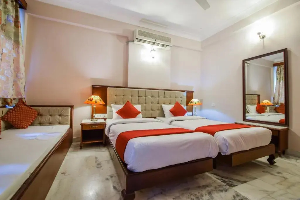 Hotel Raj Palace By Howard - Chambres