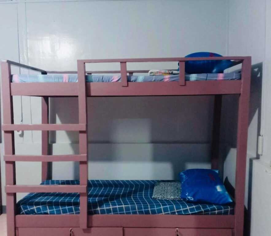 Honeycomb Tourist Inn