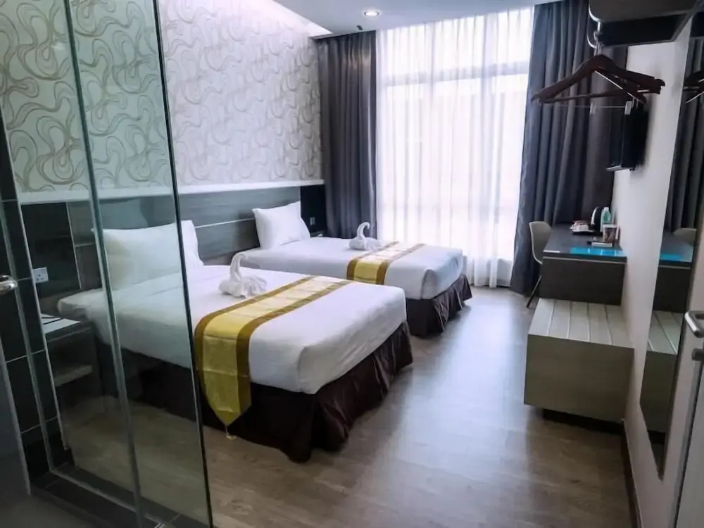 2 Bedrooms Standard Quadruple Family room