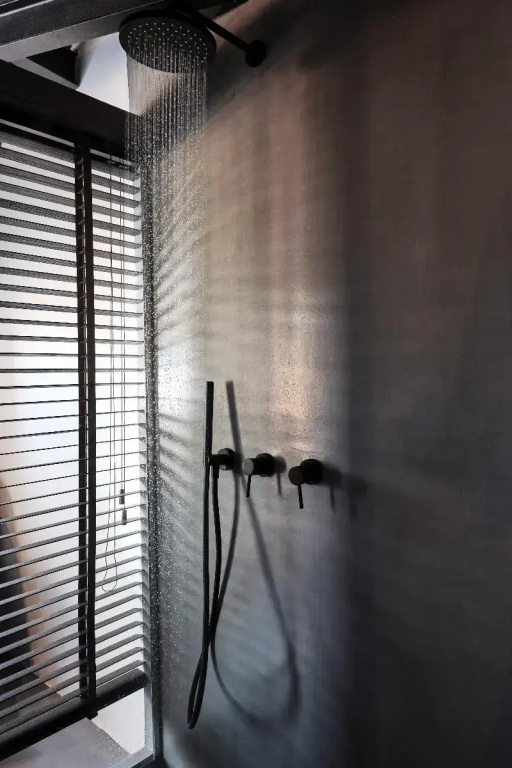 Executive Double room with balcony and with land view (full double bed)