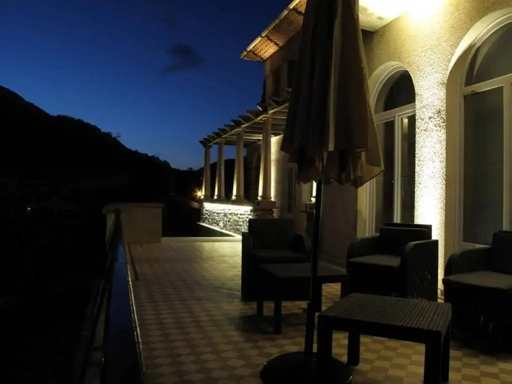 Hotel photo 12