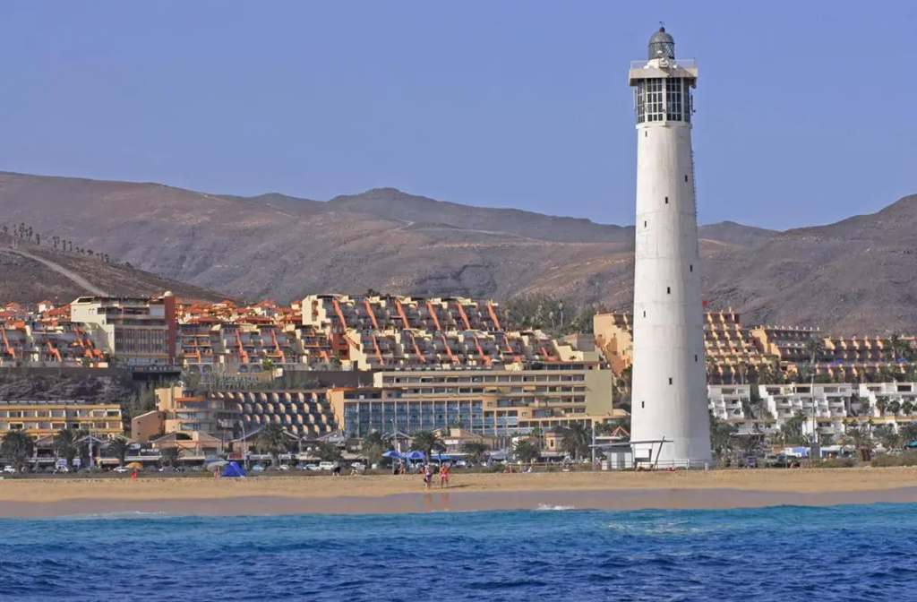 Beach & Waterfront