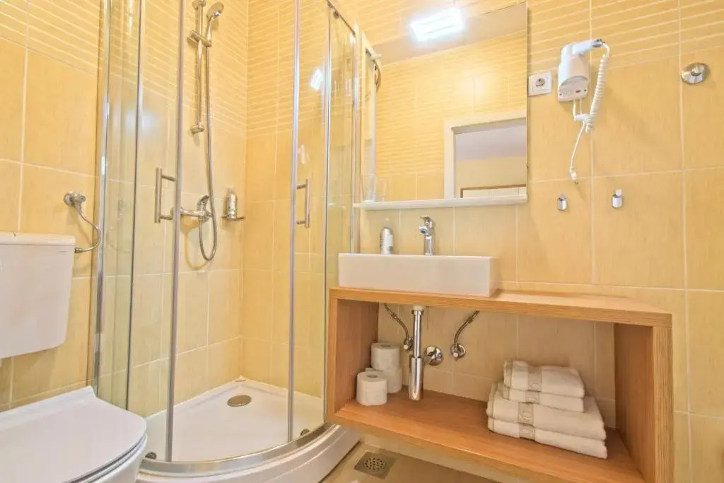 Guesthouse Opara - Chambres