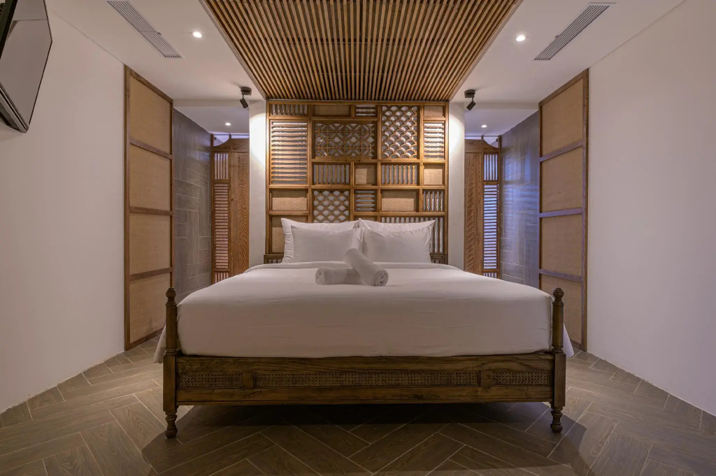 Standard Studio
