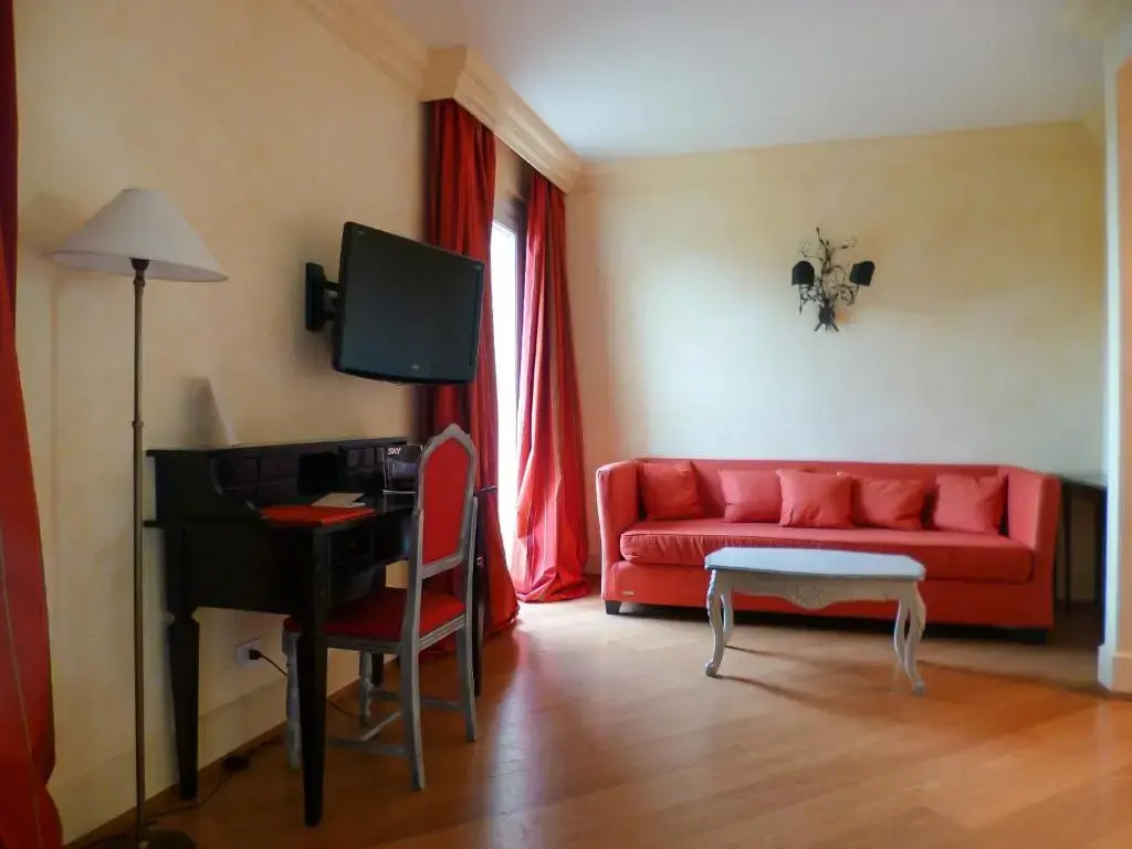 Siri Hotel - Chambres