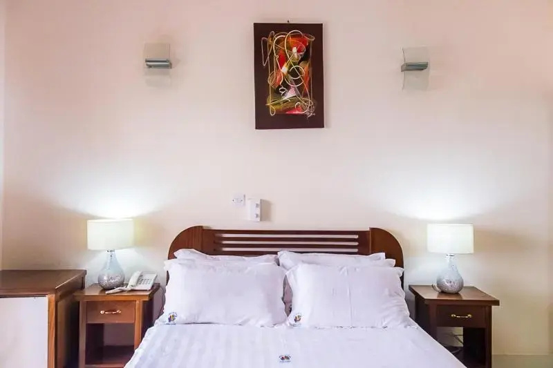 Deluxe Double room with sea view (full double bed)