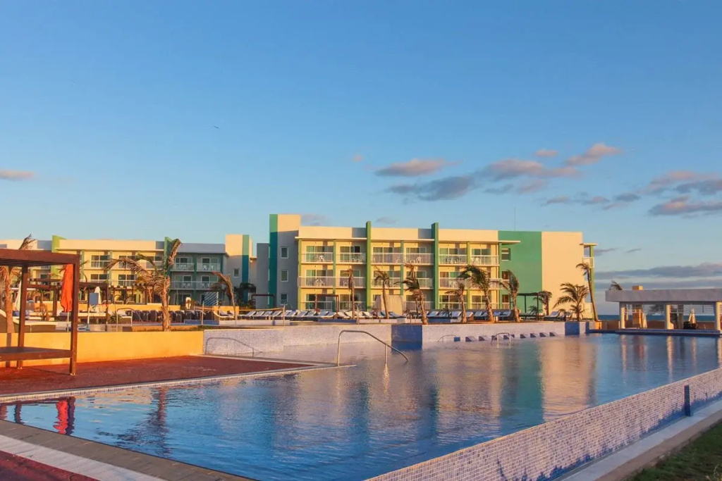 Beach & Waterfront