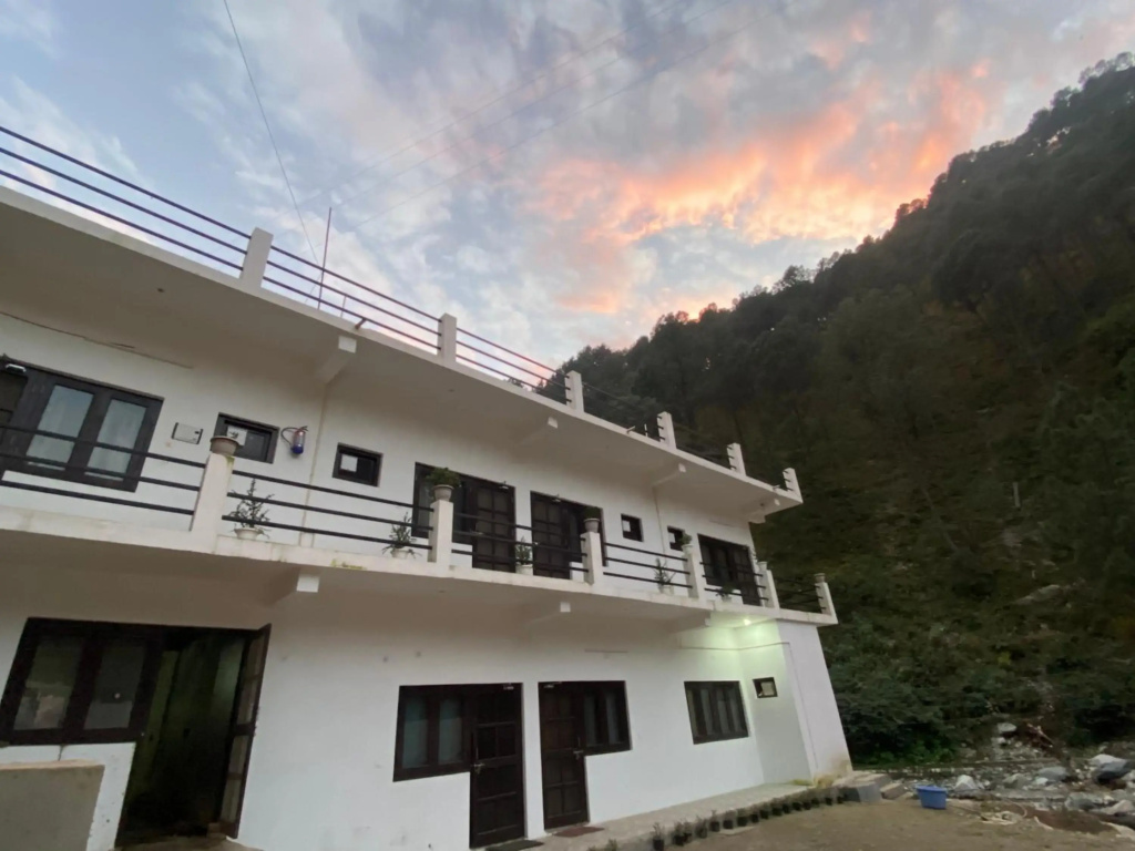 Chirag Homestay Kainchi