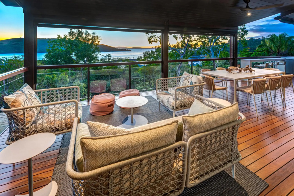 Point Blue on Hamilton Island