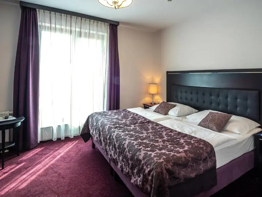 EA Embassy Prague Hotel - Chambres