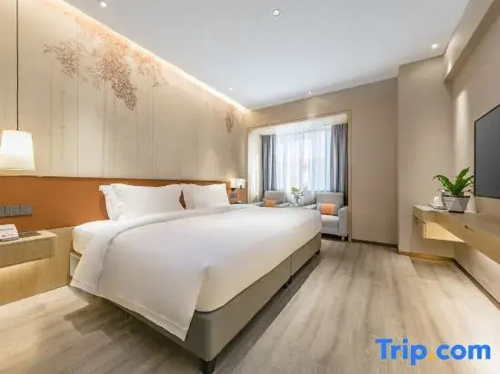 Superior Double room (full double bed)