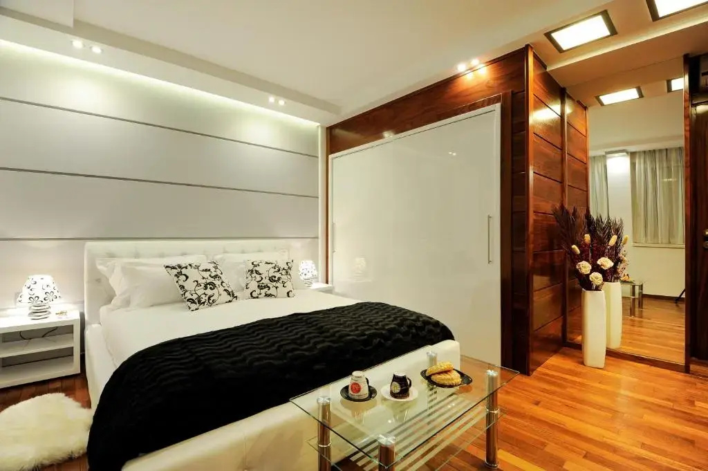 Deluxe Double Studio full double bed