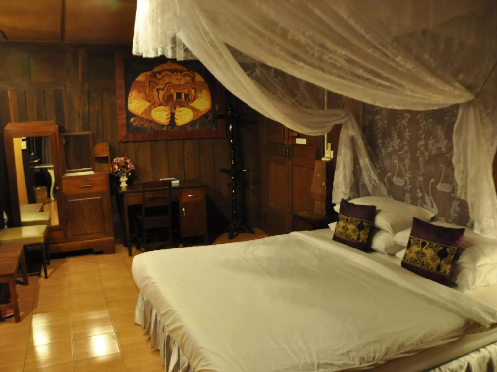 Ruean Thai Hotel - Chambres