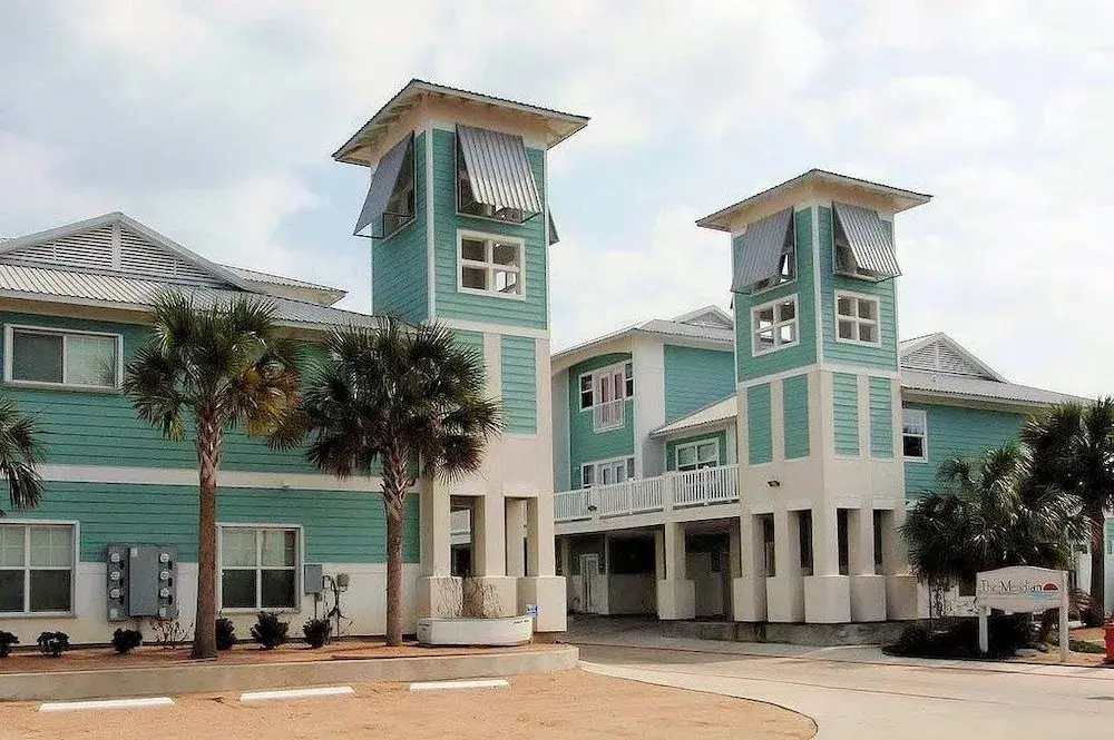 Blondie's Beachhouse - 3 Br Condo
