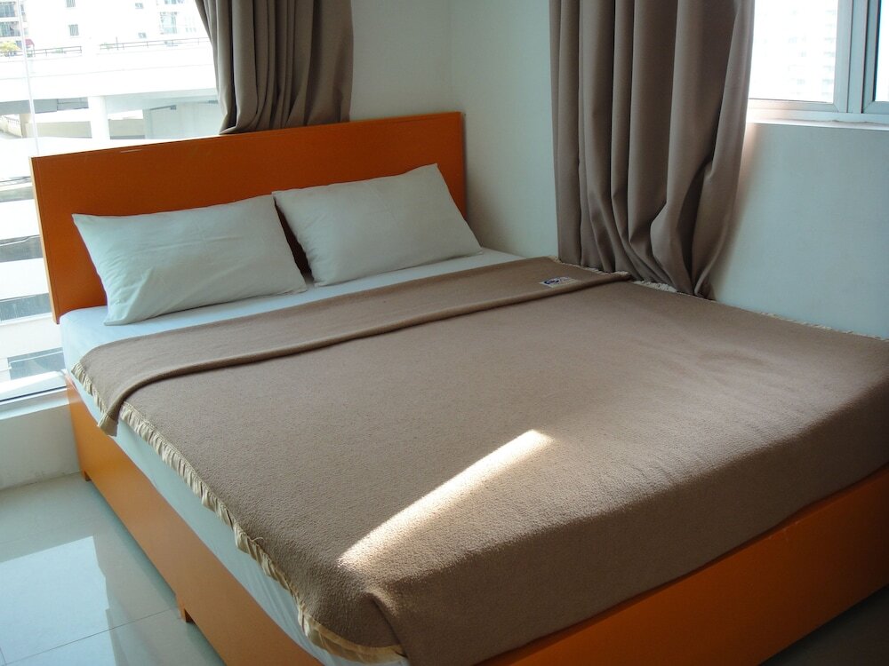 1 Hotel Kuchai Lama